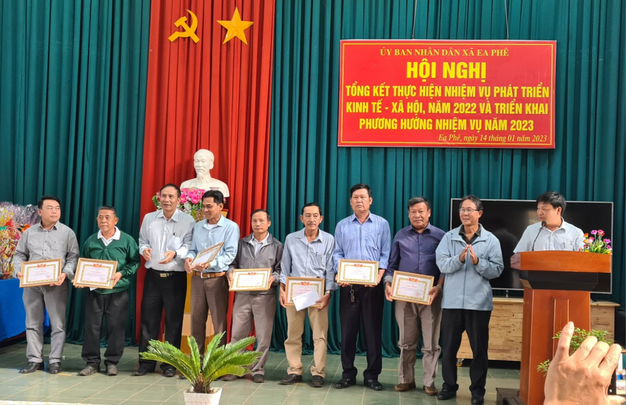 UBND xã Ea Phê tổ chức Hội nghị Tổng kết tình hình thực hiện nhiệm vụ Kinh tế – xã hội, Quốc phòng – an ninh năm 2022; triển khai phương hướng, nhiệm vụ năm 2023.